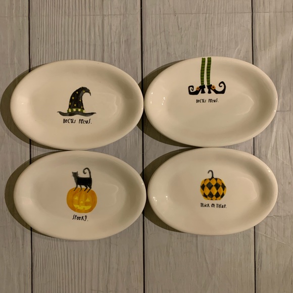 New Rae Dunn Artisan Collection Halloween 🎃 Theme 5pc Plate Set - Picture 2 of 15